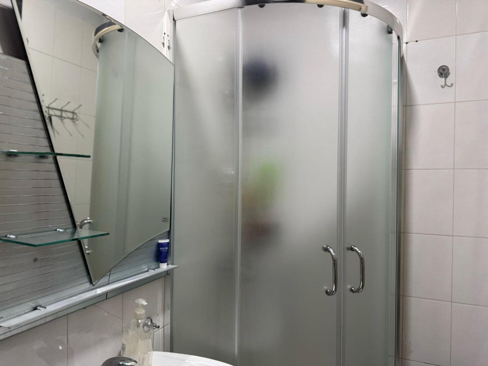 Centre Lions Gate 8 Apartament Tirana